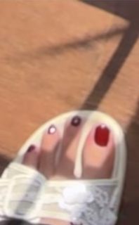 Mawra Hocane feet photo 2
