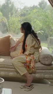 Mawra Hocane feet photo 12