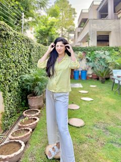 Mawra Hocane feet photo 1