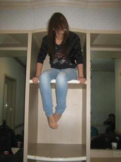 Max Collins feet photo 3
