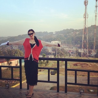 Max Collins feet photo 14