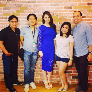 Max Collins feet photo 8