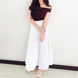 Max Collins feet photo 8
