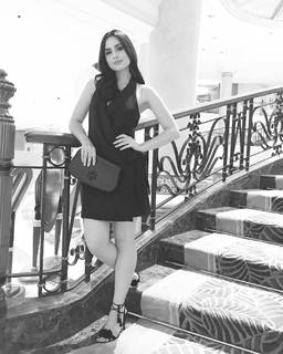 Max Collins feet photo 4