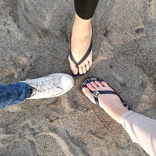 Max Collins feet photo 3