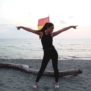 Max Collins feet photo 10