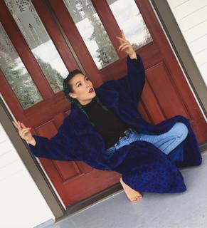 Maxine Tamoto feet photo 3