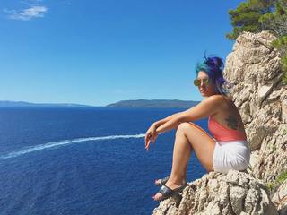 Maxine Tamoto feet photo 16