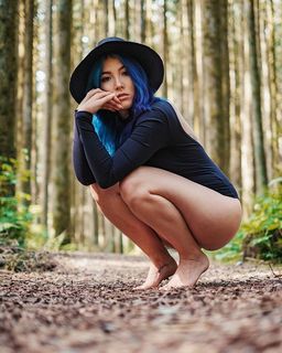 Maxine Tamoto feet photo 15