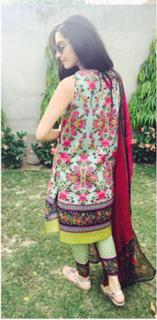 Maya Ali feet photo thumbnail
