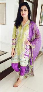 Maya Ali feet photo thumbnail