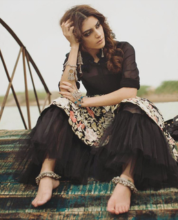 Maya Ali feet photo thumbnail