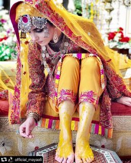 Maya Ali feet photo thumbnail
