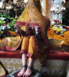 Maya Ali feet photo thumbnail