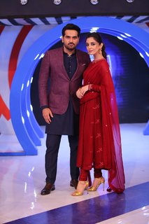 Maya Ali feet photo thumbnail