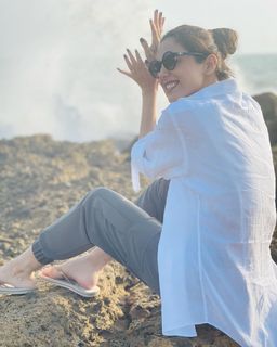 Maya Ali feet photo thumbnail
