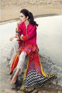 Maya Ali feet photo thumbnail