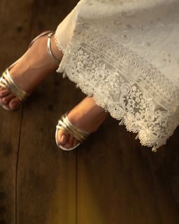 Maya Ali feet photo 2