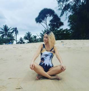 Maya Berović feet photo 11