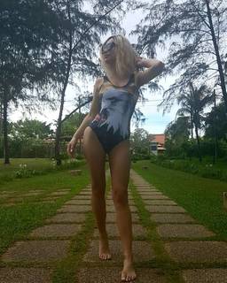 Maya Berović feet photo 9