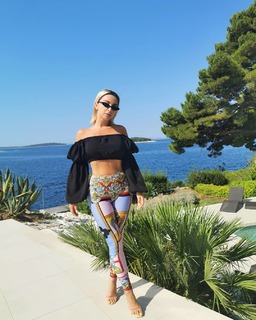 Maya Berović feet photo 5