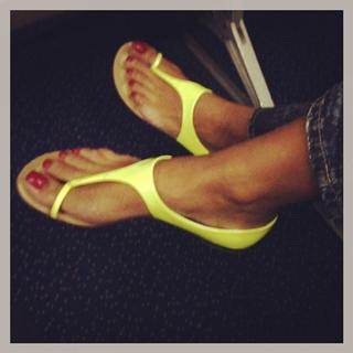 Maya Diab feet photo thumbnail