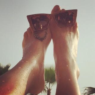 Maya Diab feet photo thumbnail
