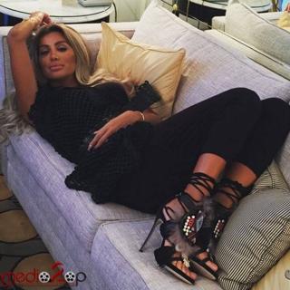 Maya Diab feet photo thumbnail