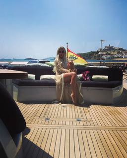Maya Diab feet photo thumbnail
