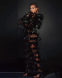 Maya Diab feet photo thumbnail