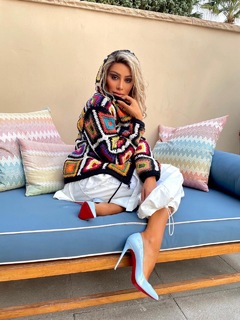 Maya Diab feet photo thumbnail