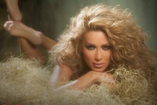 Maya Diab feet photo thumbnail