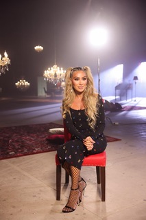 Maya Diab feet photo thumbnail