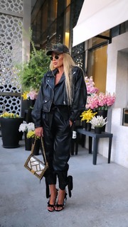 Maya Diab feet photo thumbnail
