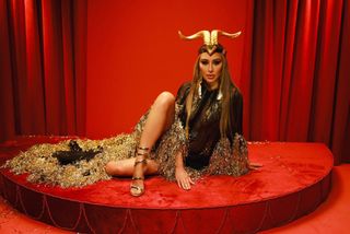 Maya Diab feet photo thumbnail