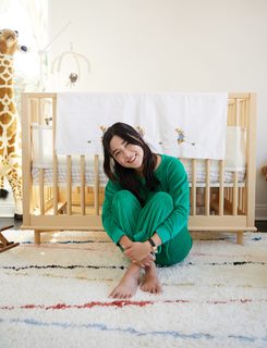 Maya Erskine feet photo 16