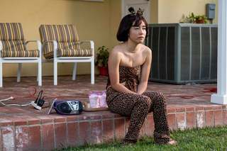Maya Erskine feet photo 14