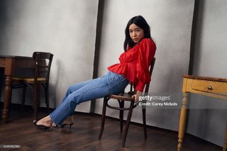 Maya Erskine feet photo 15