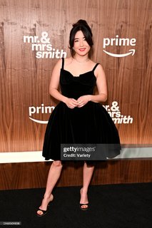 Maya Erskine feet photo 7
