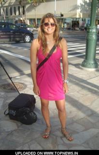 Maya Gabeira feet photo 3