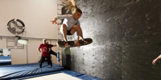 Maya Gabeira feet photo 4