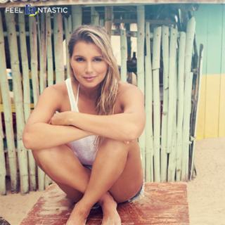 Maya Gabeira feet photo 16