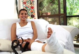Maya Gabeira feet photo 11