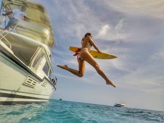 Maya Gabeira feet photo 12