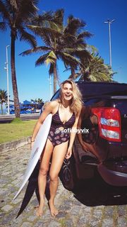 Maya Gabeira feet photo 6