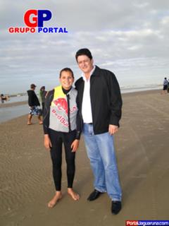 Maya Gabeira feet photo 1