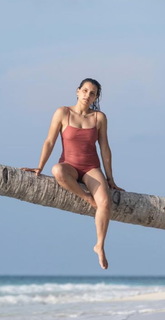 Maya Gabeira feet photo 9