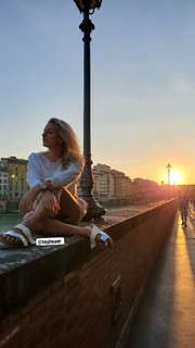 Maya Gabeira feet photo 2