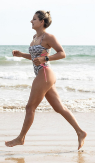 Maya Gabeira feet photo 18