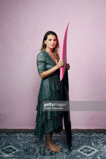Maya Gabeira feet photo 9